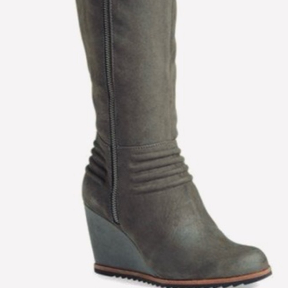 Biala Elegant Gray Aurora Knee High Wedge Side Zip Suede Moto Boot